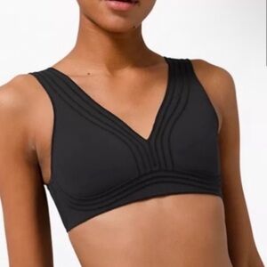 Lululemon Velvet Get In Line Bra!!!